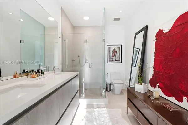 $7,200 | 3156 Southwest 27th Avenue, Unit 202, Miami, FL 33133