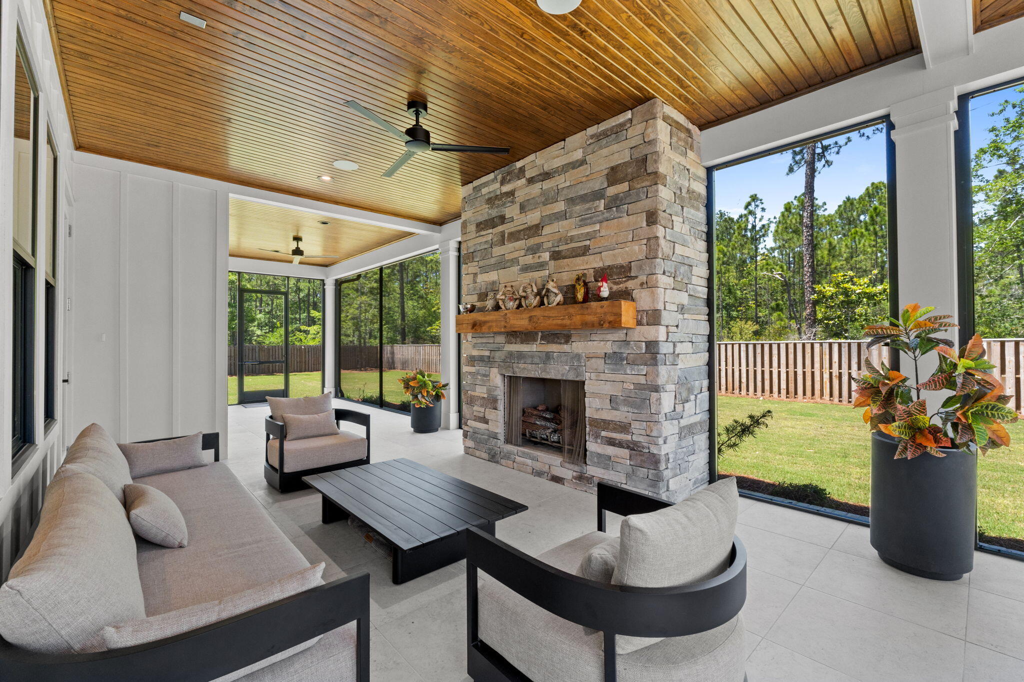 150 West Perseverance Point Freeport, FL 32439 - Photo 23 of 124 72-web-or-mls-FDP04402