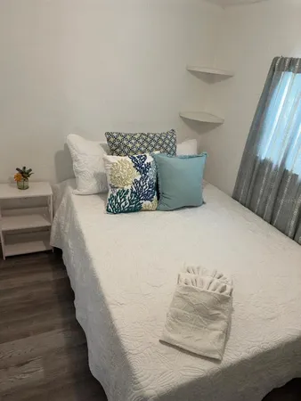 $390,000 | 6002 72nd Avenue North, Pinellas Park, FL 33781