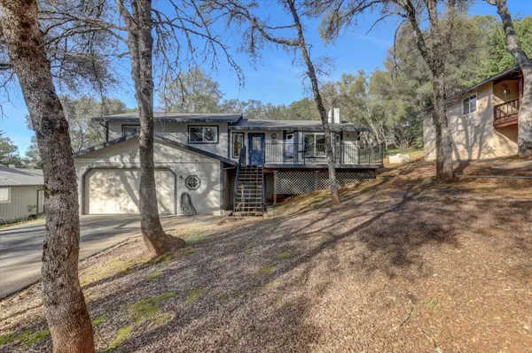 $525,000 | 11544 Torrey Pines Drive, Auburn, CA 95602