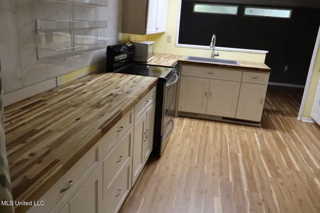 $149,000 | 2807 Pinewood Avenue, Pascagoula, MS 39567