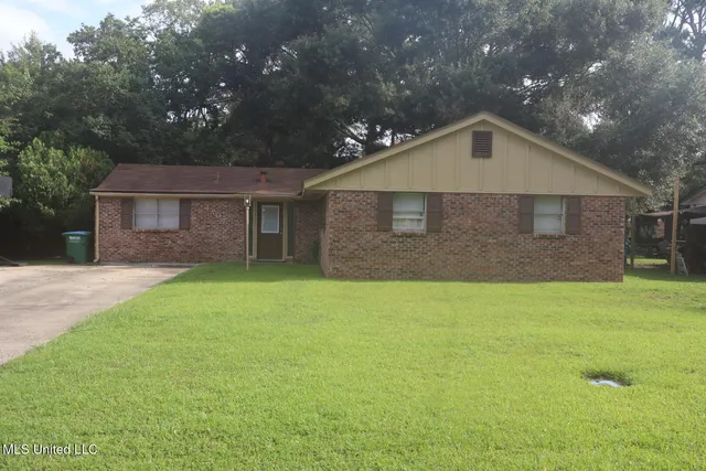 $149,000 | 2807 Pinewood Avenue, Pascagoula, MS 39567