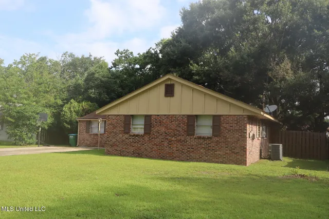 $149,000 | 2807 Pinewood Avenue, Pascagoula, MS 39567