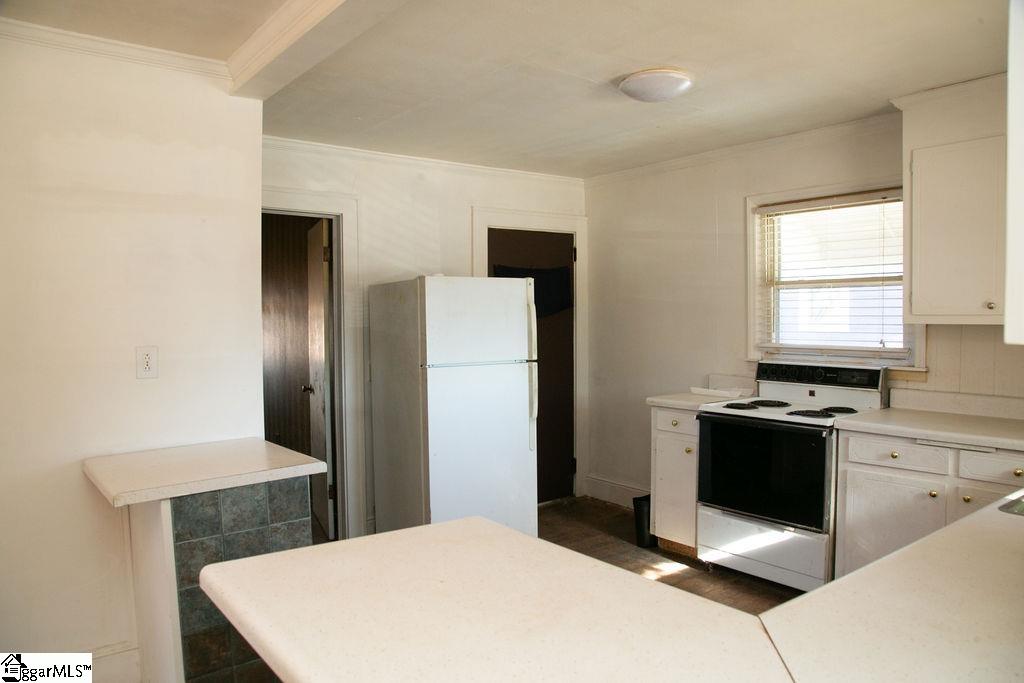 201 State Park Road Greenville, SC 29609 - Photo 12 of 35 Gallery Image 12