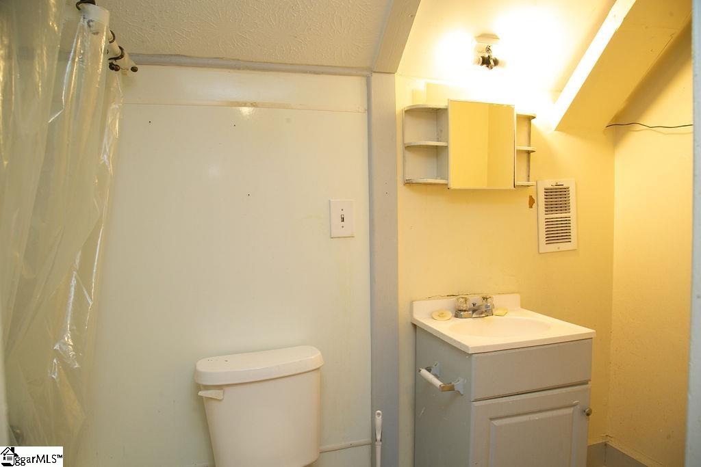201 State Park Road Greenville, SC 29609 - Photo 24 of 35 Gallery Image 24