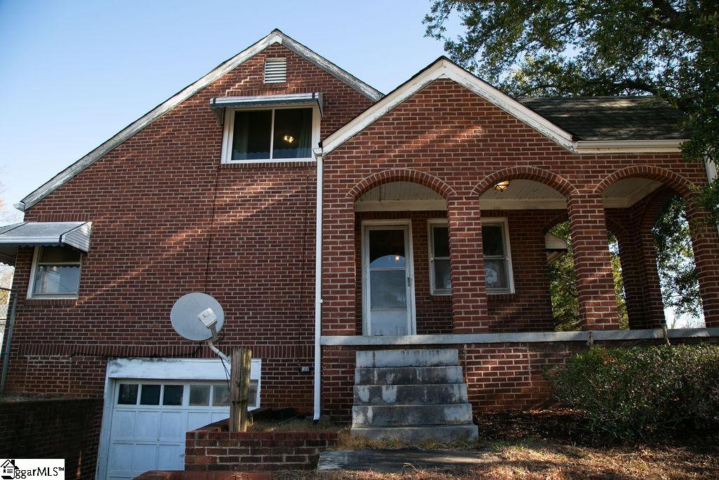 201 State Park Road Greenville, SC 29609 - Photo 32 of 35 Gallery Image 32