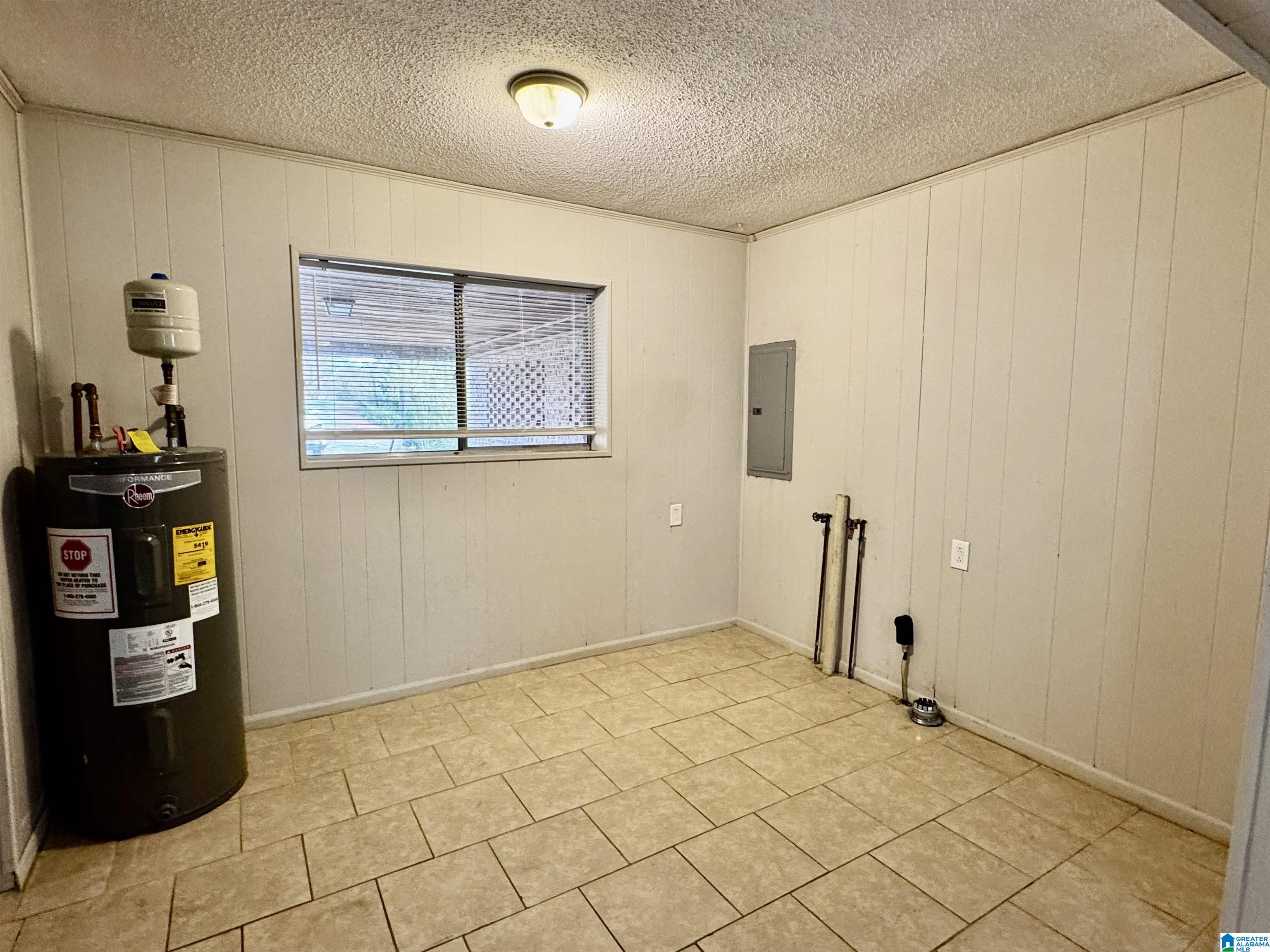 415 Thomas Street Warrior, AL 35180 - Photo 12 of 22