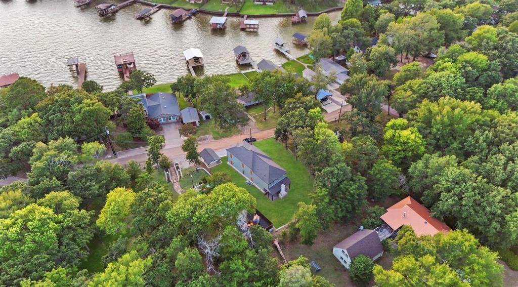 2150 Lakeview Mabank, TX 75156 - Photo 5 of 36 an aerial view of residential house with outdoor space and swimming pool