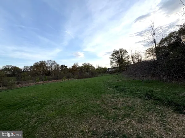 $585,000 | 6123 Liverpool Lane, Alexandria, VA 22315