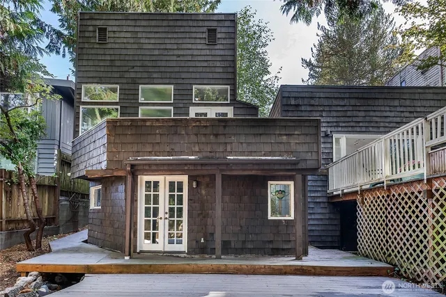 $705,000 | 9521 25th Avenue Northwest, Seattle, WA 98117