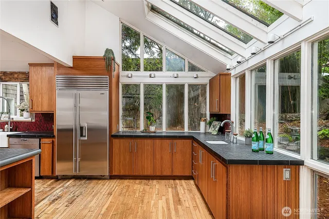 $705,000 | 9521 25th Avenue Northwest, Seattle, WA 98117