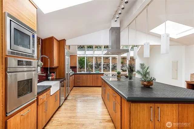 $705,000 | 9521 25th Avenue Northwest, Seattle, WA 98117