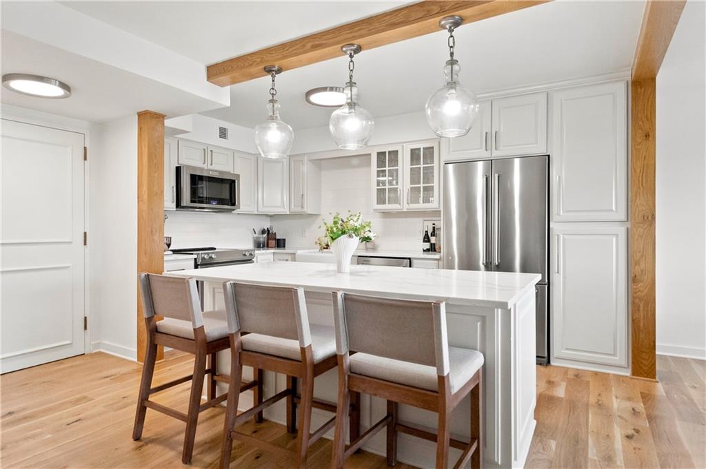 4545 Wornall Road, Unit 609 Kansas City, MO 64111 - Photo 7 of 34