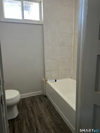 $2,300 | 104 Mather Street, Hartford, CT 06120