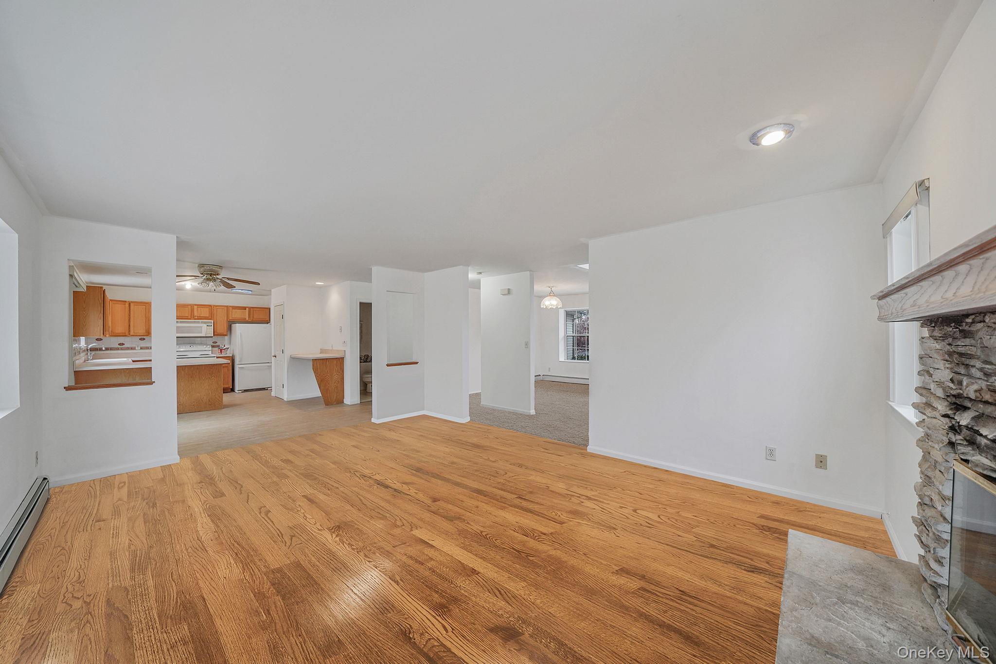 22 Wright Road Manorville, NY 11949 - Photo 9 of 47