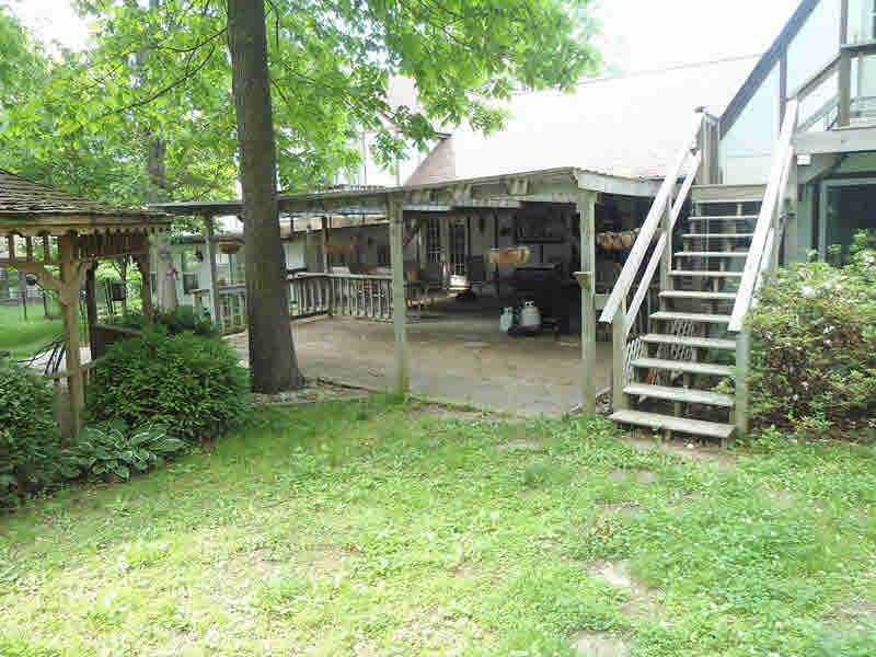 4219 Fox Creek Road Mount Vernon, IL 62864 - Photo 2 of 6 Gallery Image 2