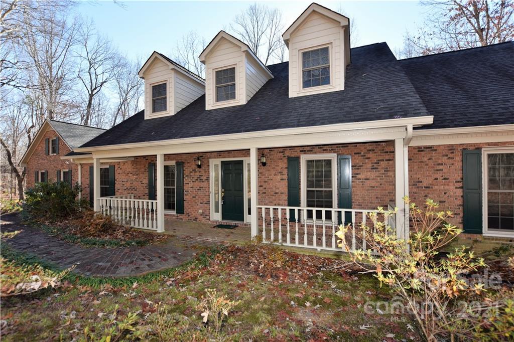 202 Nelson Road Matthews, NC 28104 - Photo 1 of 47 Gallery Image 1