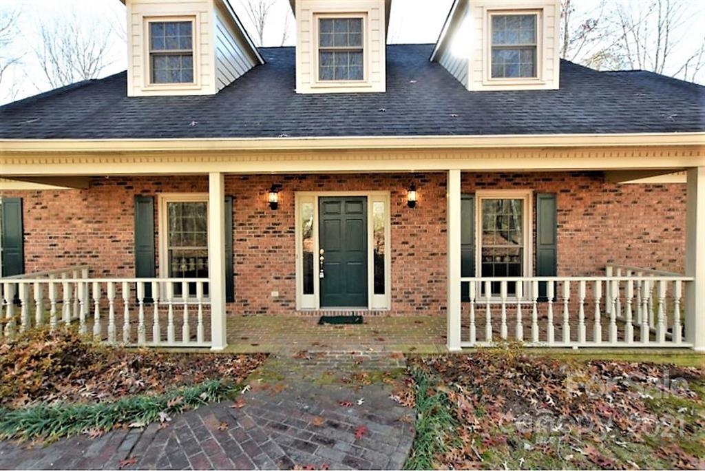 202 Nelson Road Matthews, NC 28104 - Photo 2 of 47 Gallery Image 2