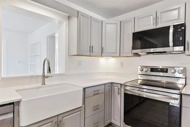 $580,000 | 4432 Marion County Road, Weirsdale, FL 32195