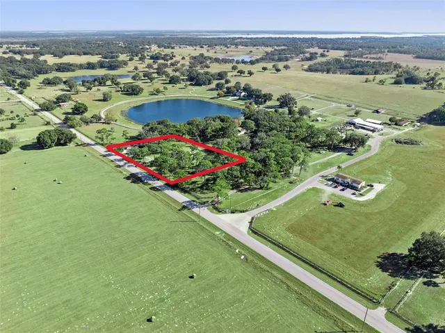 $580,000 | 4432 Marion County Road, Weirsdale, FL 32195