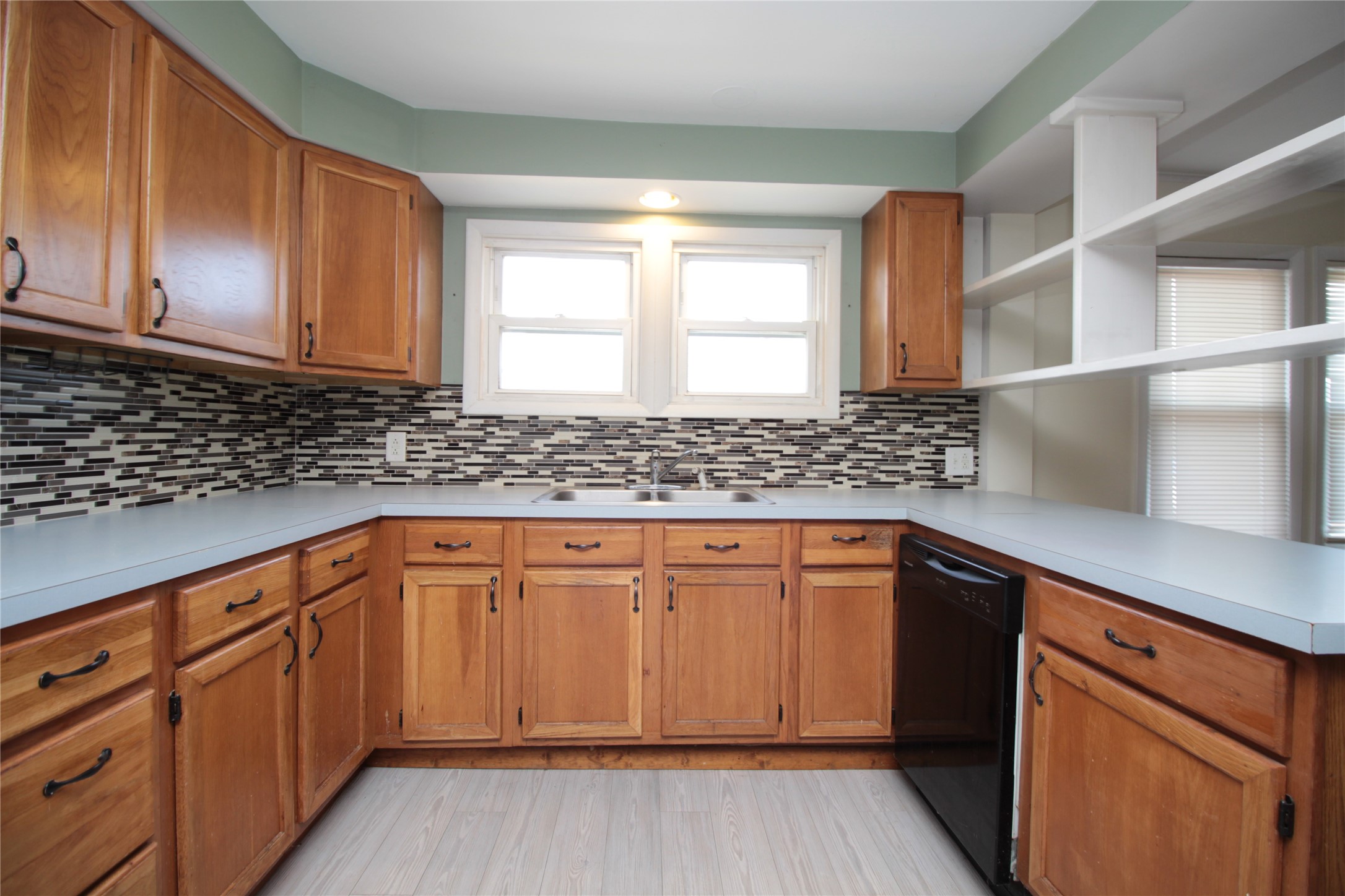 10 Decatur Street Binghamton, NY 13903 - Photo 2 of 44 Gallery Image 2