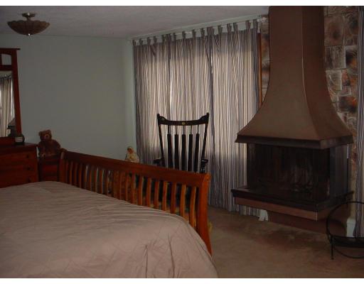 31 Warren Road Auburn, MA 01501 - Photo 6 of 8 Gallery Image 6