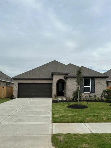 $264,540 | 8310 Opal Pond Drive, Angleton, TX 77515