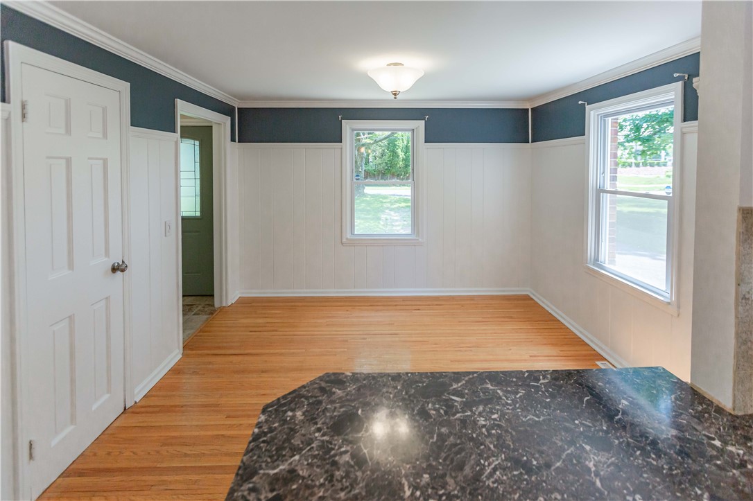 39 Ridgewood Drive Irondequoit, NY 14622 - Photo 10 of 23 Dining Room