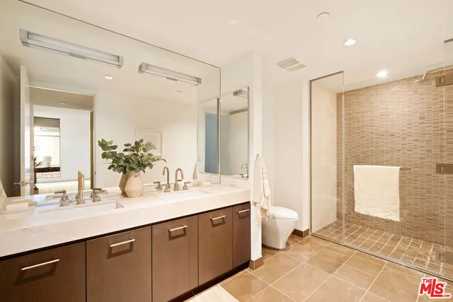 $1,300,000 | 1755 Ocean Avenue, Unit 308, Santa Monica, CA 90401