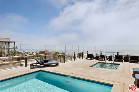 $1,300,000 | 1755 Ocean Avenue, Unit 308, Santa Monica, CA 90401