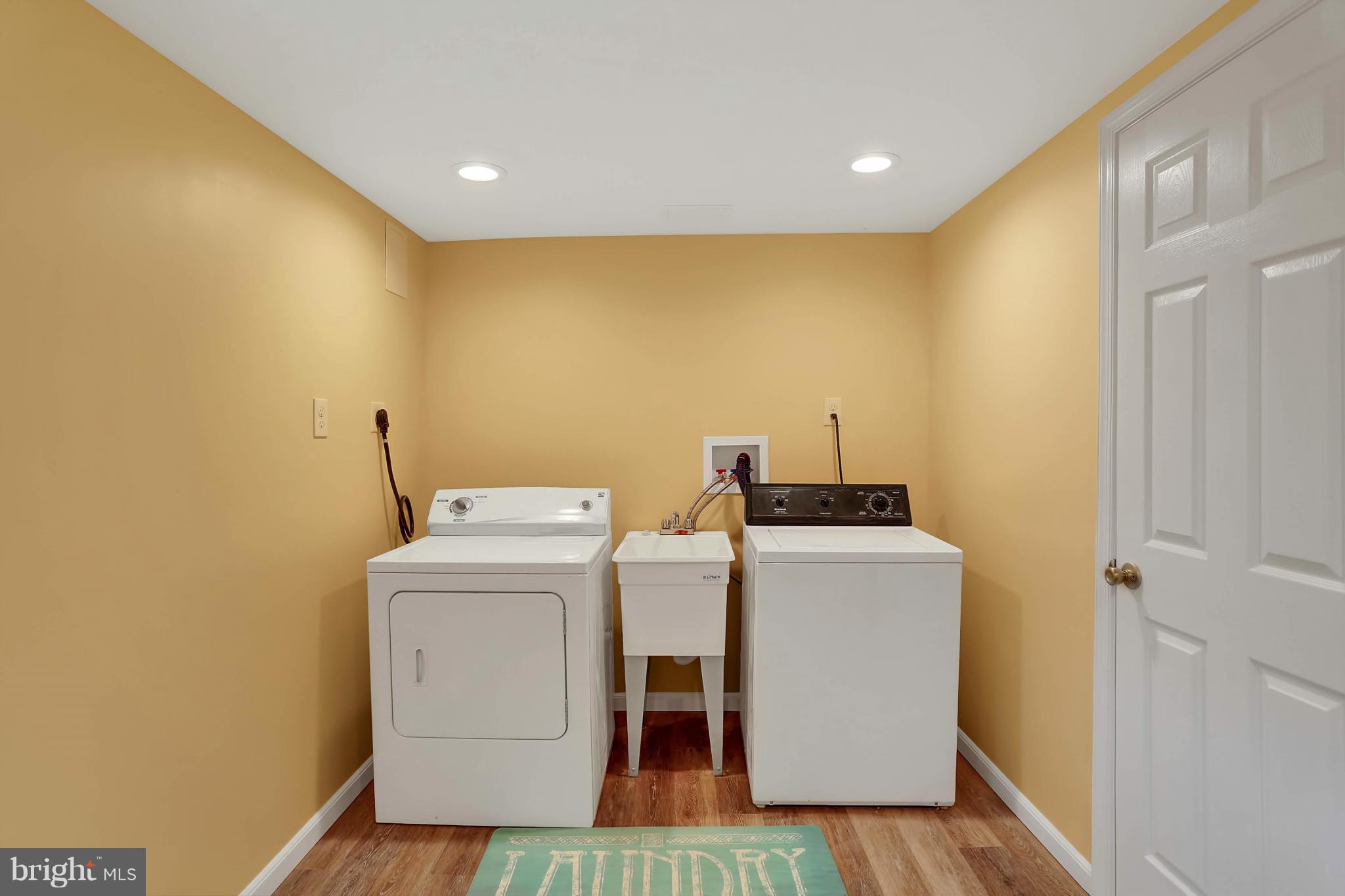 4904 Niagara Road College Park, MD 20740 - Photo 24 of 28 Laundry Room