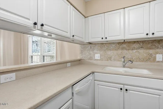 $285,000 | 5305 Oliver Court, Clayton, NC 27520