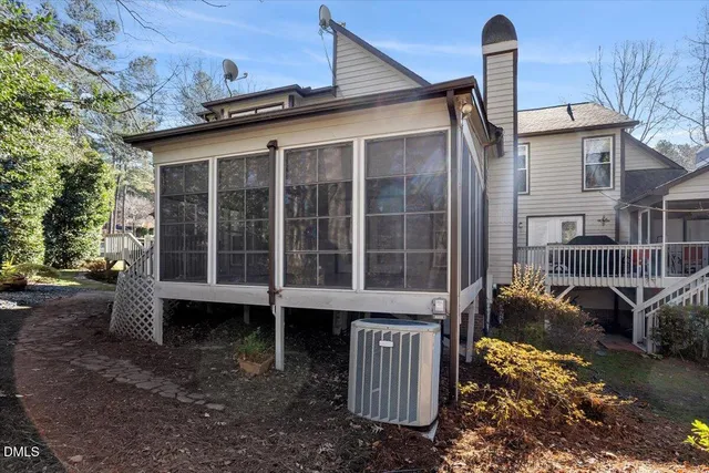 $285,000 | 5305 Oliver Court, Clayton, NC 27520