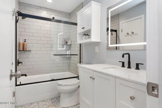 $1,150,000 | 2199 Chamonix Lane, Unit 9, Vail, CO 81657