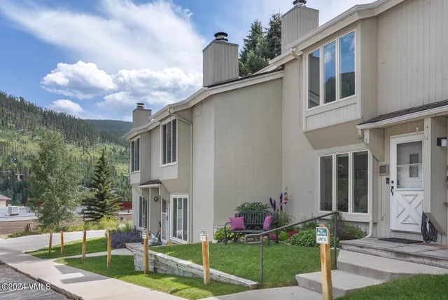 $1,150,000 | 2199 Chamonix Lane, Unit 9, Vail, CO 81657