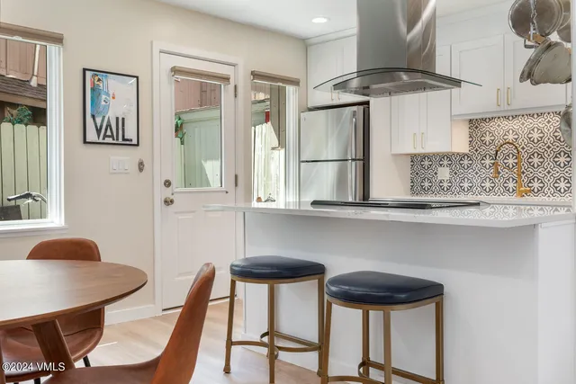 $1,150,000 | 2199 Chamonix Lane, Unit 9, Vail, CO 81657