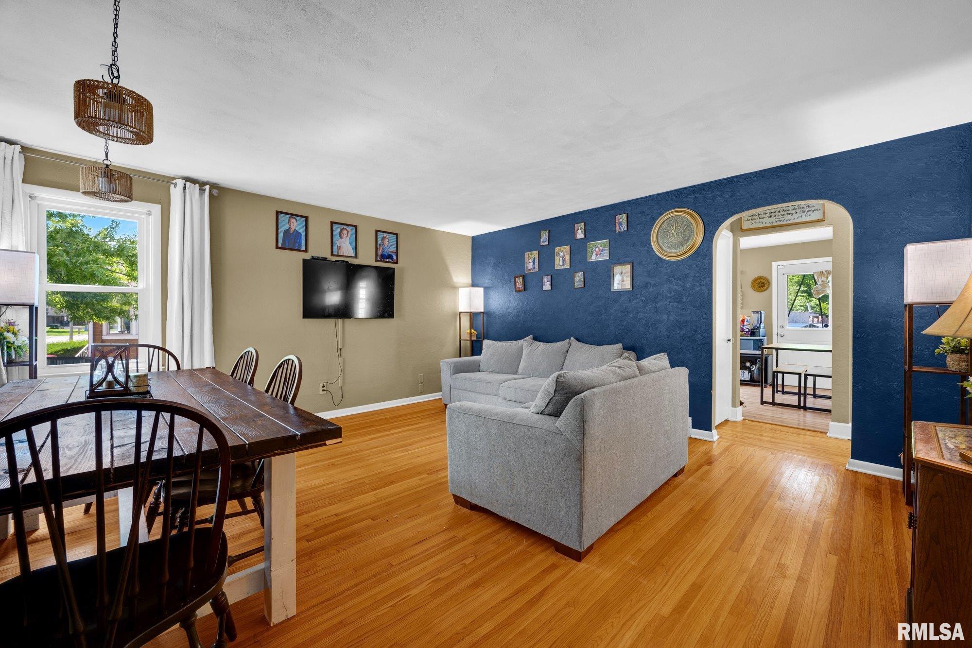 1004 Springfield Road East Peoria, IL 61611 - Photo 7 of 30