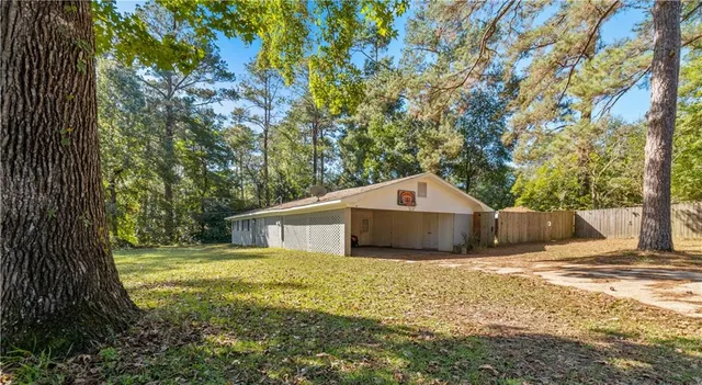 $177,000 | 207 Leah Street, Ball, LA 71405