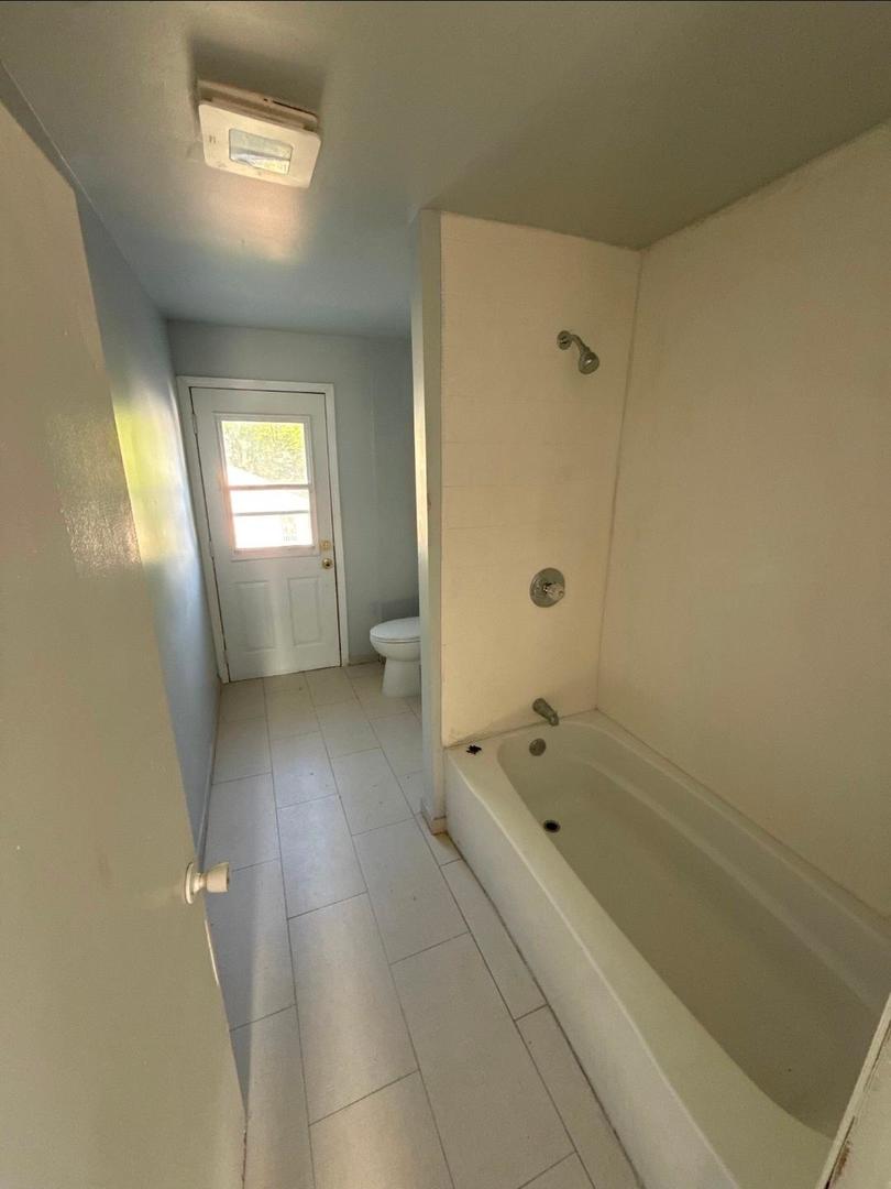 1218 South State Avenue Freeport, IL 61032 - Photo 10 of 13