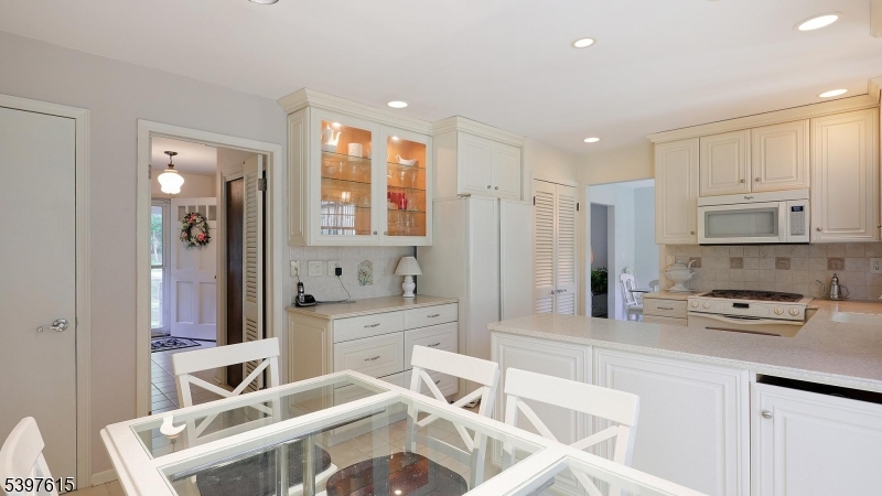 125 Mountainview Road Warren, NJ 07059 - Photo 16 of 39