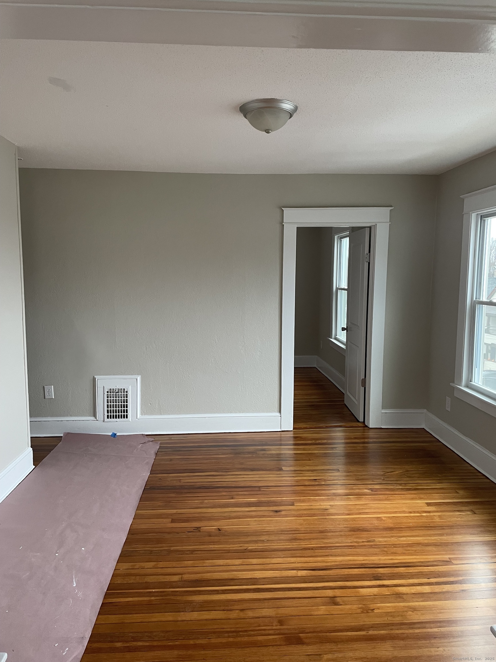 132 Gridley Street Bristol, CT 06010 - Photo 5 of 8