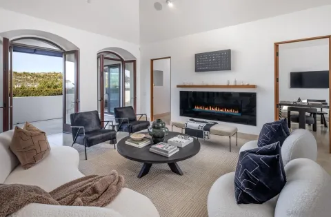 $9,985,000 | 7970 Roseland Drive, La Jolla, CA 92037