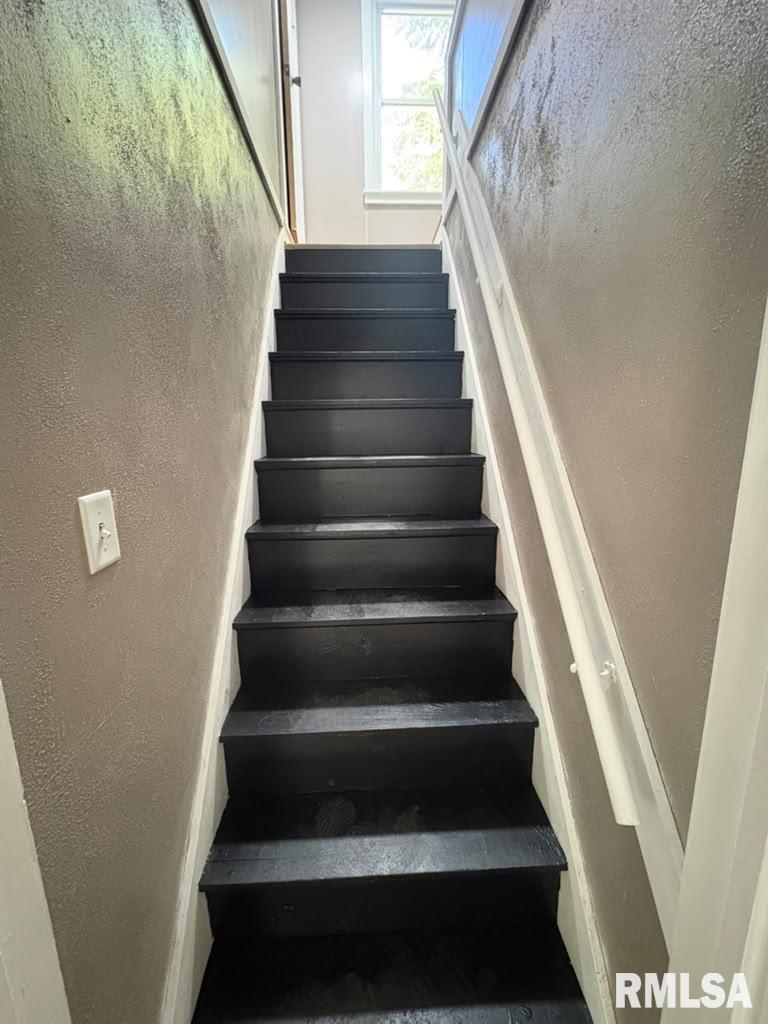 2216 East Lawrence Avenue Springfield, IL 62703 - Photo 16 of 24