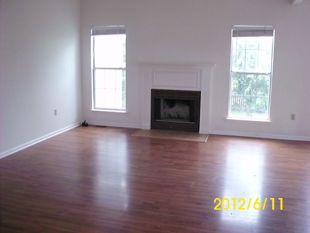 403 Elizabeth Street Anderson, SC 29621 - Photo 2 of 10