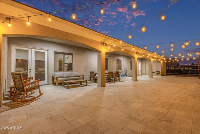 $1,079,999 | 36937 North Oakley Drive, San Tan Valley, AZ 85140