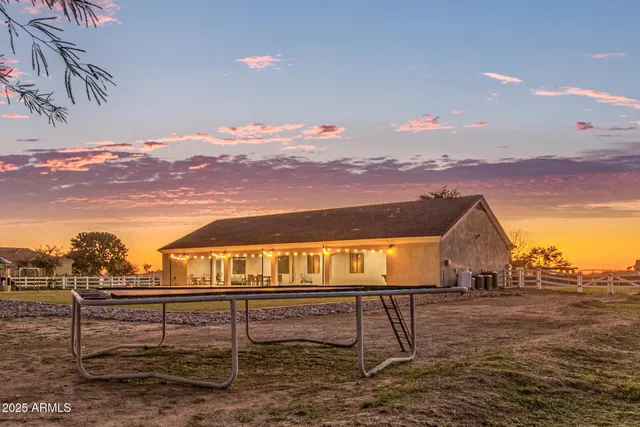 $1,079,999 | 36937 North Oakley Drive, San Tan Valley, AZ 85140