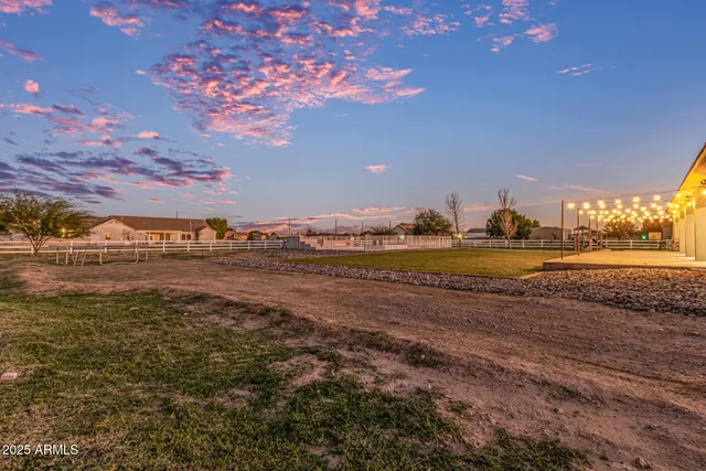 $1,079,999 | 36937 North Oakley Drive, San Tan Valley, AZ 85140