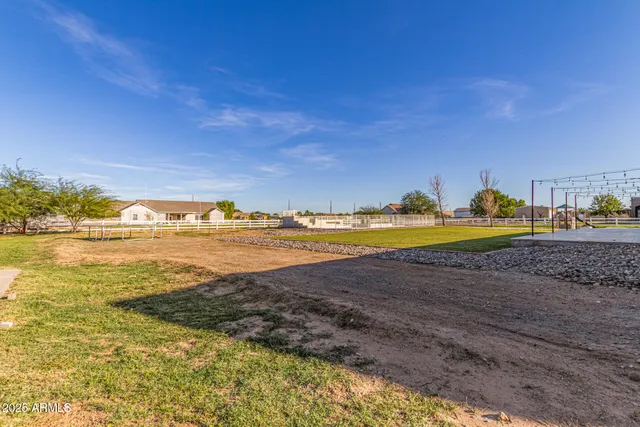 $1,079,999 | 36937 North Oakley Drive, San Tan Valley, AZ 85140