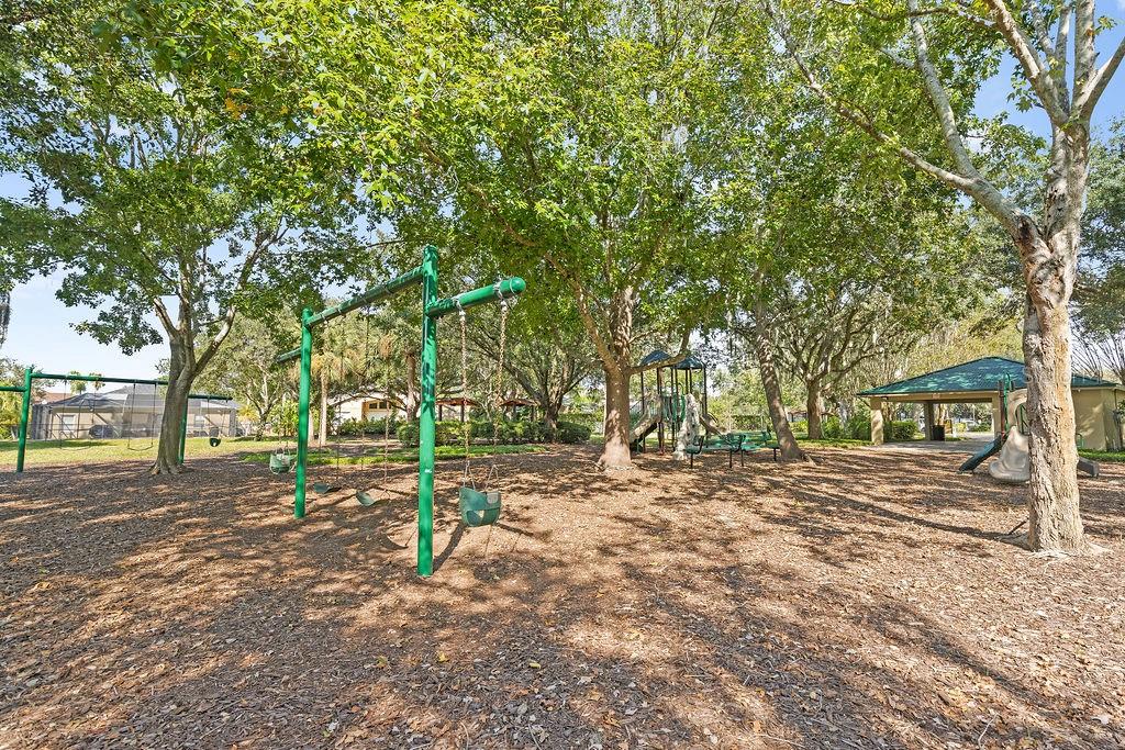 1708 Crossvine Court Trinity, FL 34655 - Photo 38 of 47