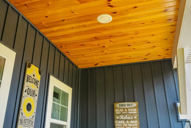 $689,900 | 21889 Hilltop Circle, Stanwood, MI 49346